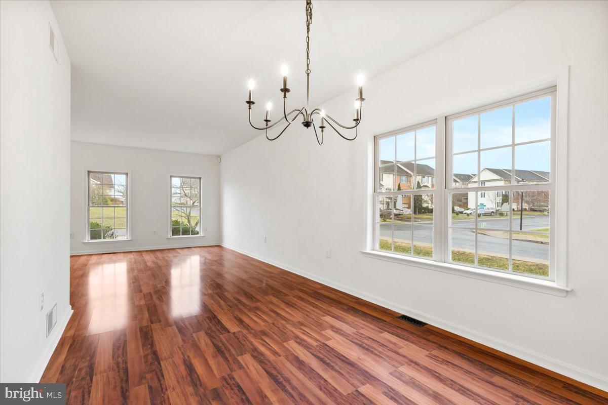 HAMMONDS MILL - Residential