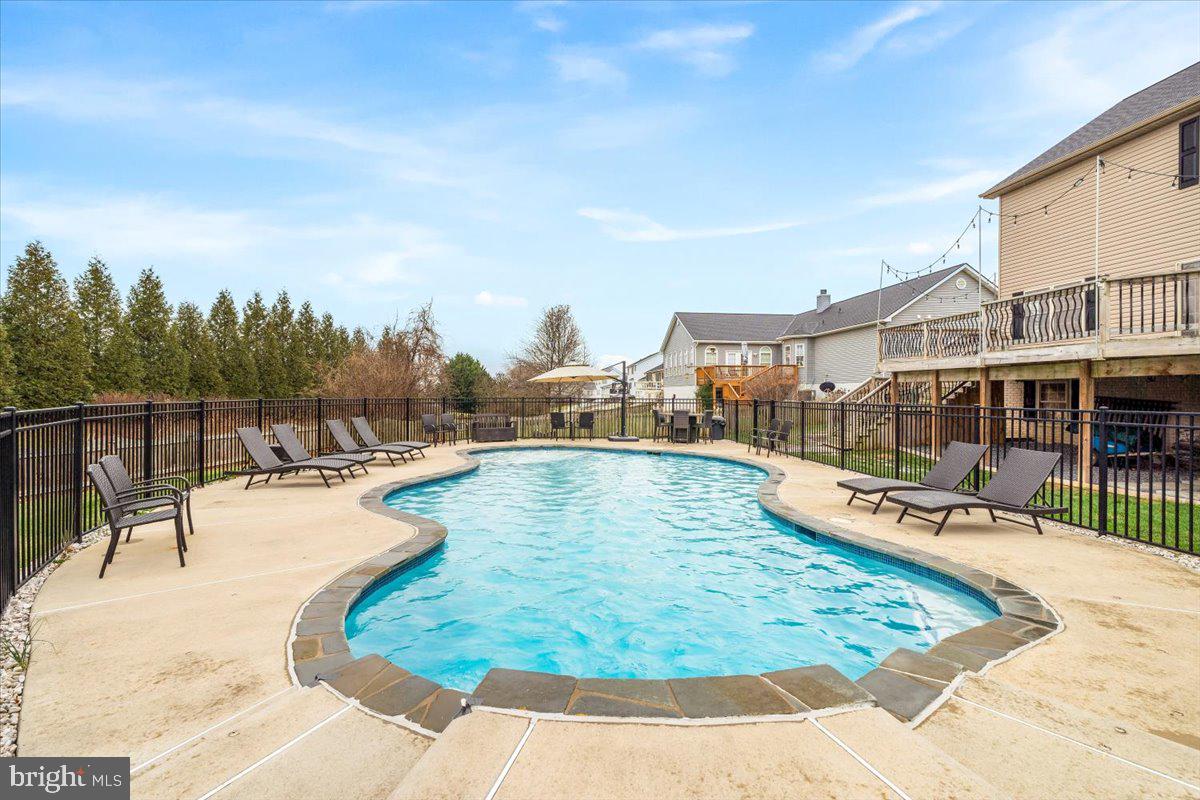 HAMMONDS MILL - Residential