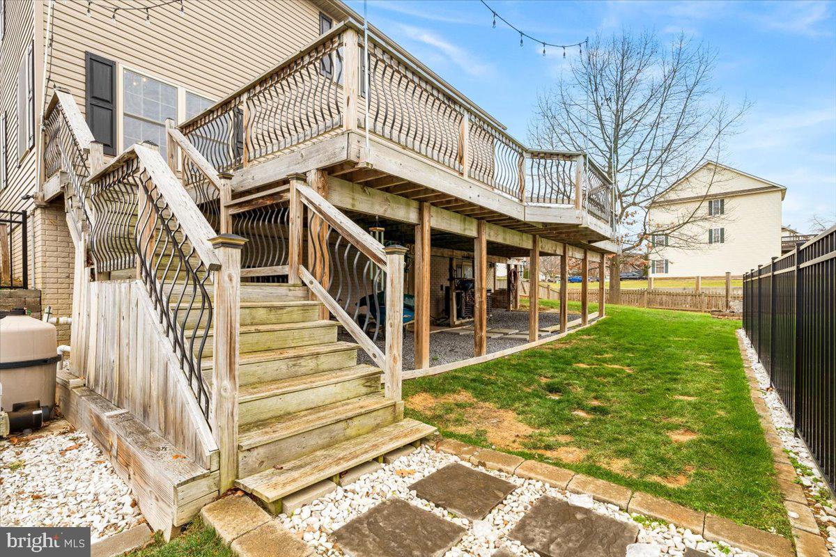 HAMMONDS MILL - Residential