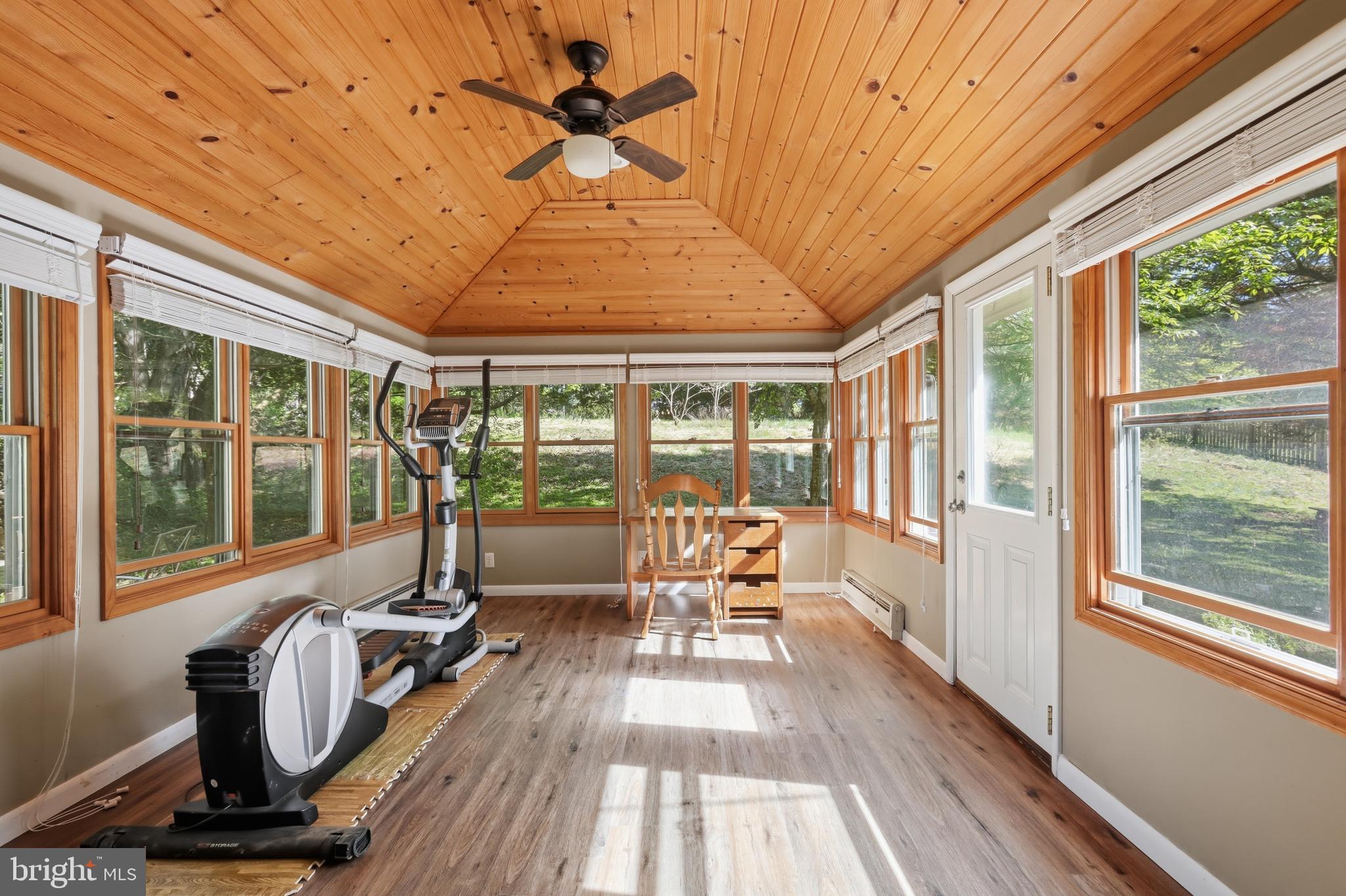 LONGWOOD - Residential