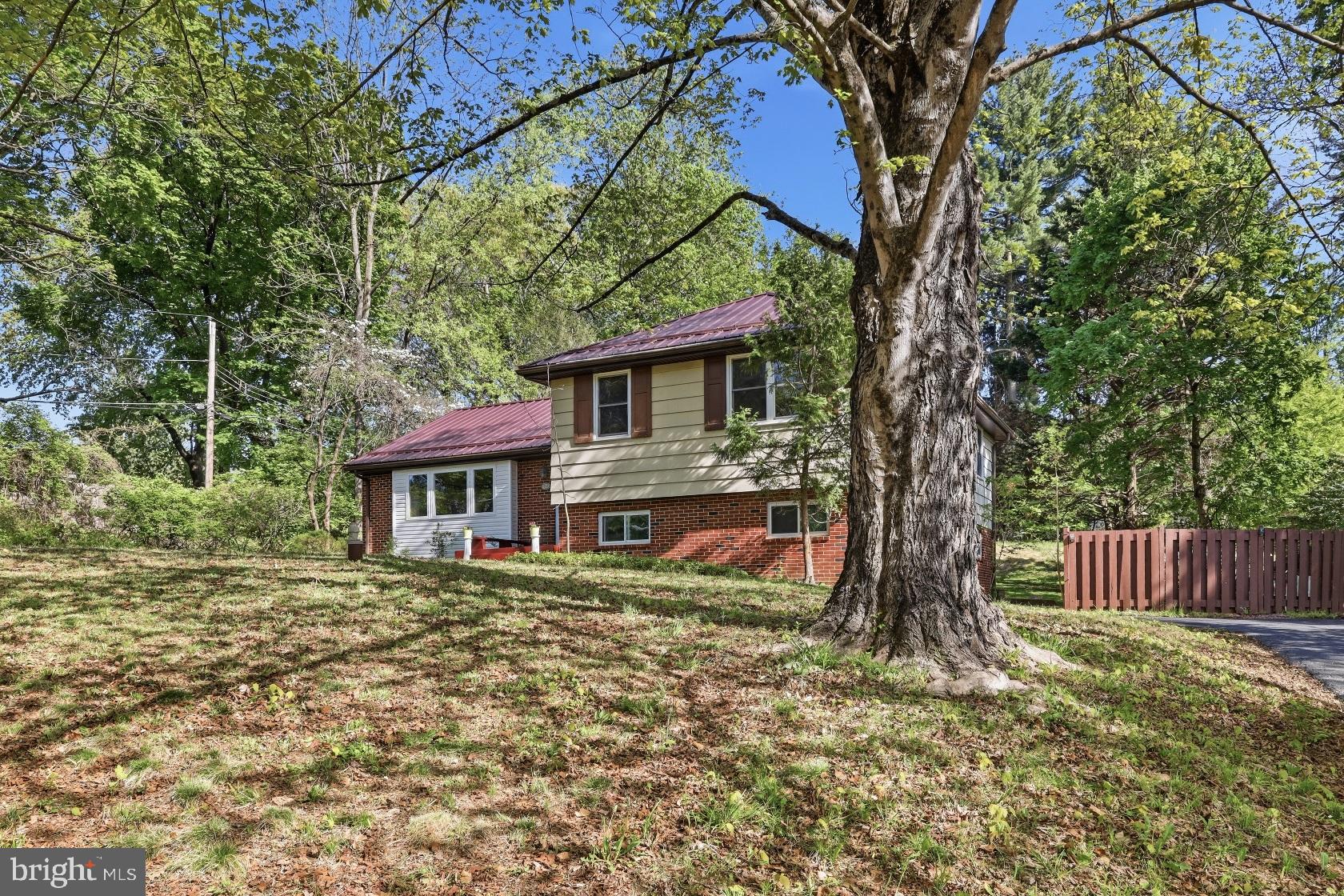 LONGWOOD - Residential