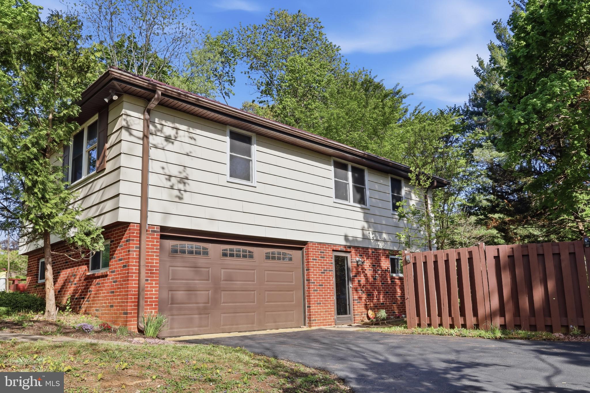 LONGWOOD - Residential