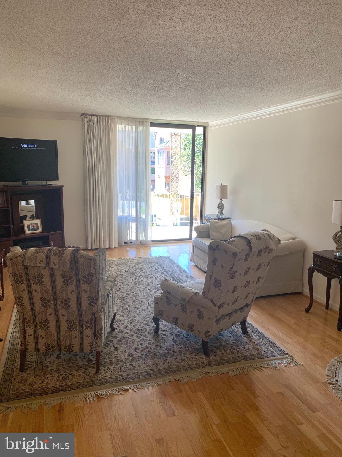 CHATEAUX CONDO - Residential