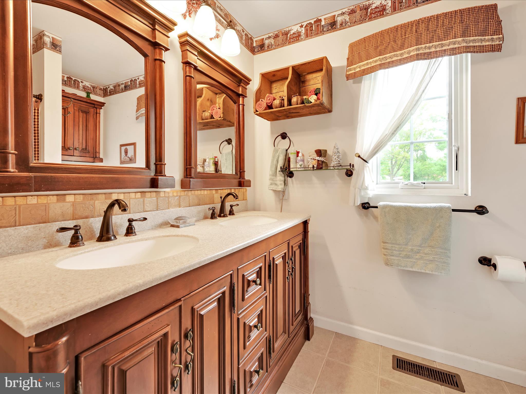 ORWIGSBURG - Residential