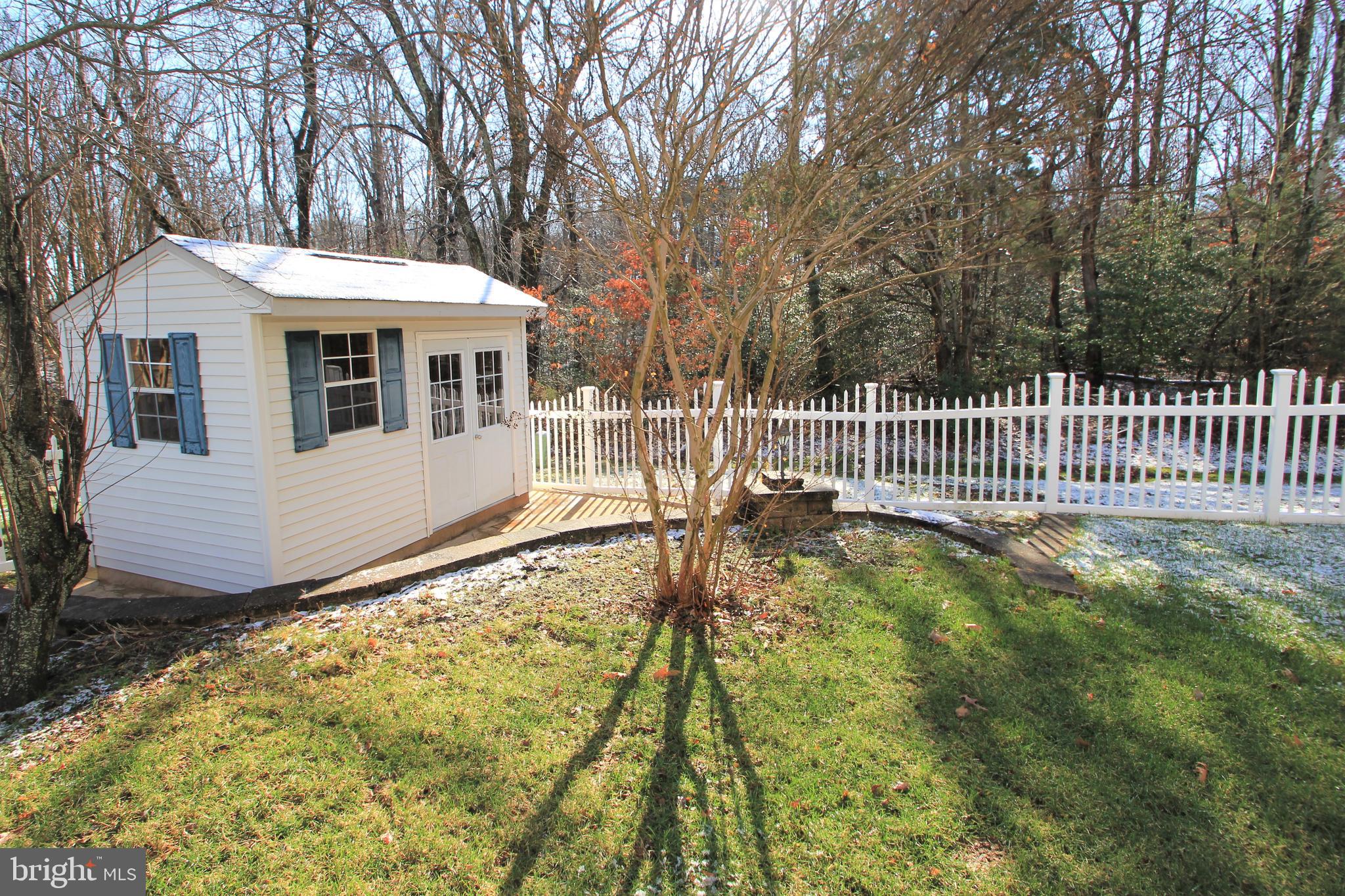 STRATFORD PLACE - Residential