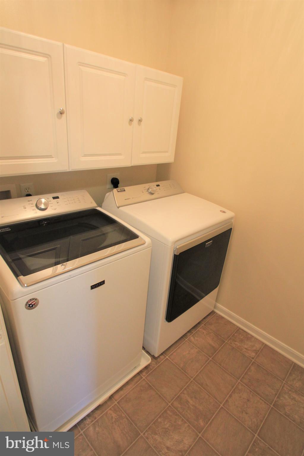 STRATFORD PLACE - Residential