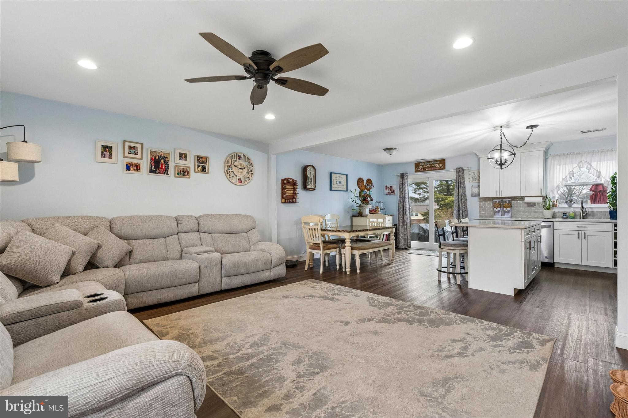 COLLEGE PARK - Residential