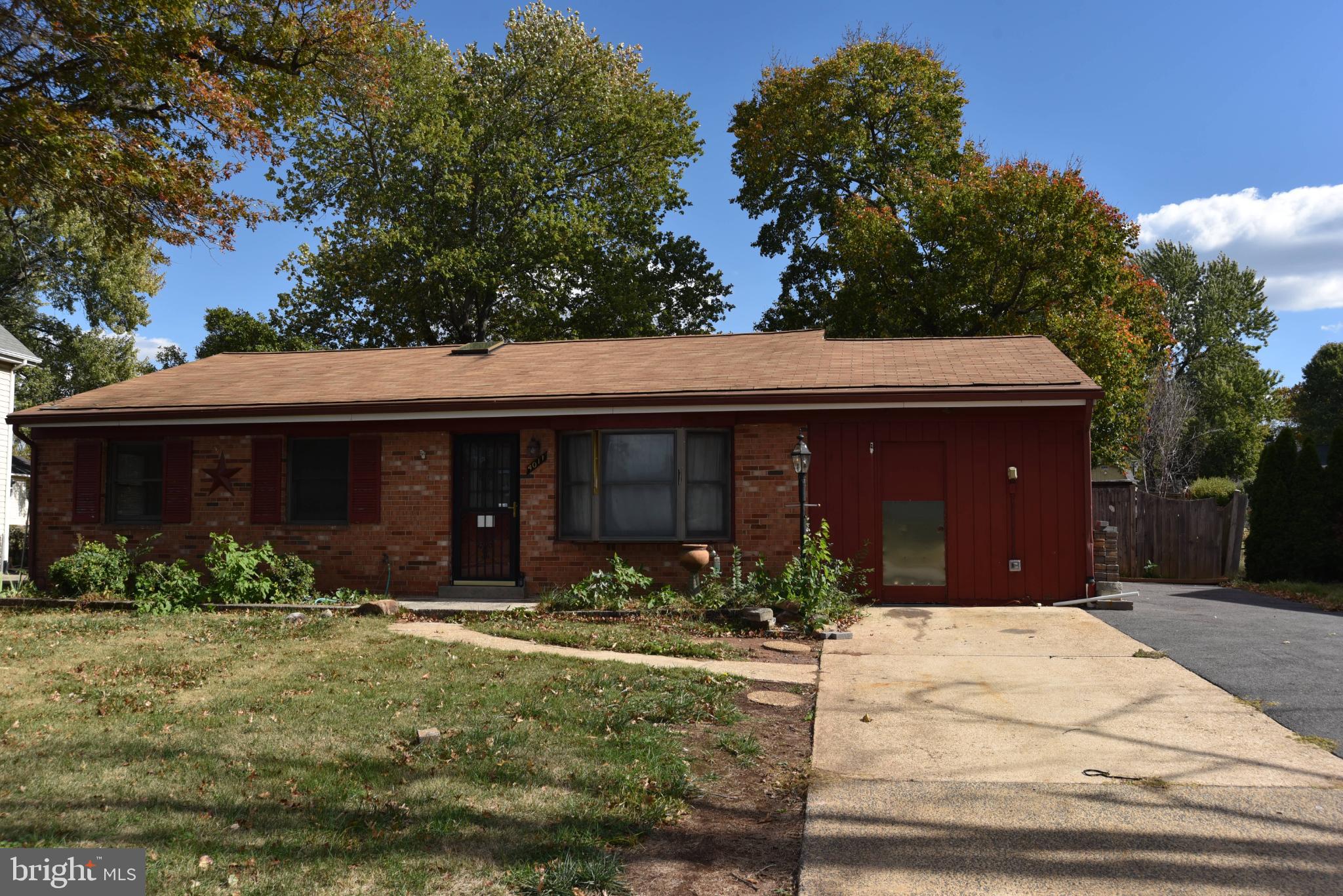 BROOKFIELD - Residential Lease