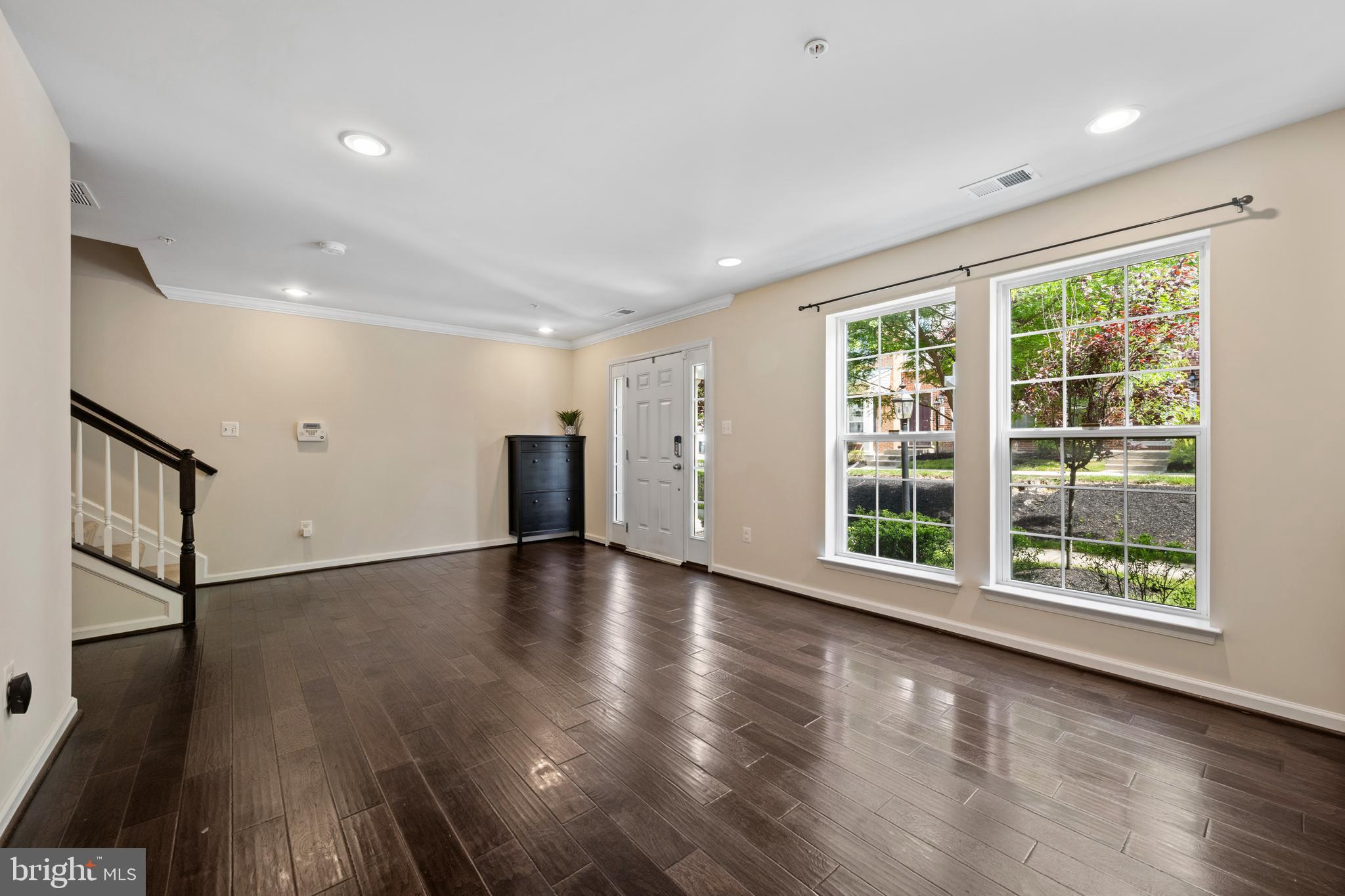 OXFORD SQUARE - Residential