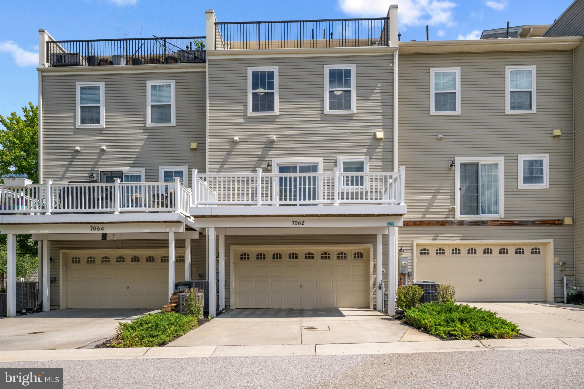 OXFORD SQUARE - Residential