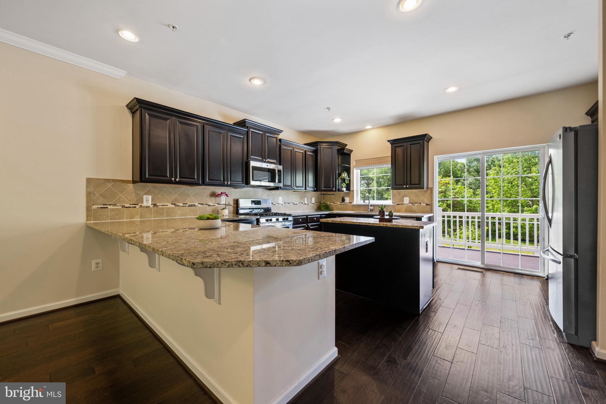 OXFORD SQUARE - Residential