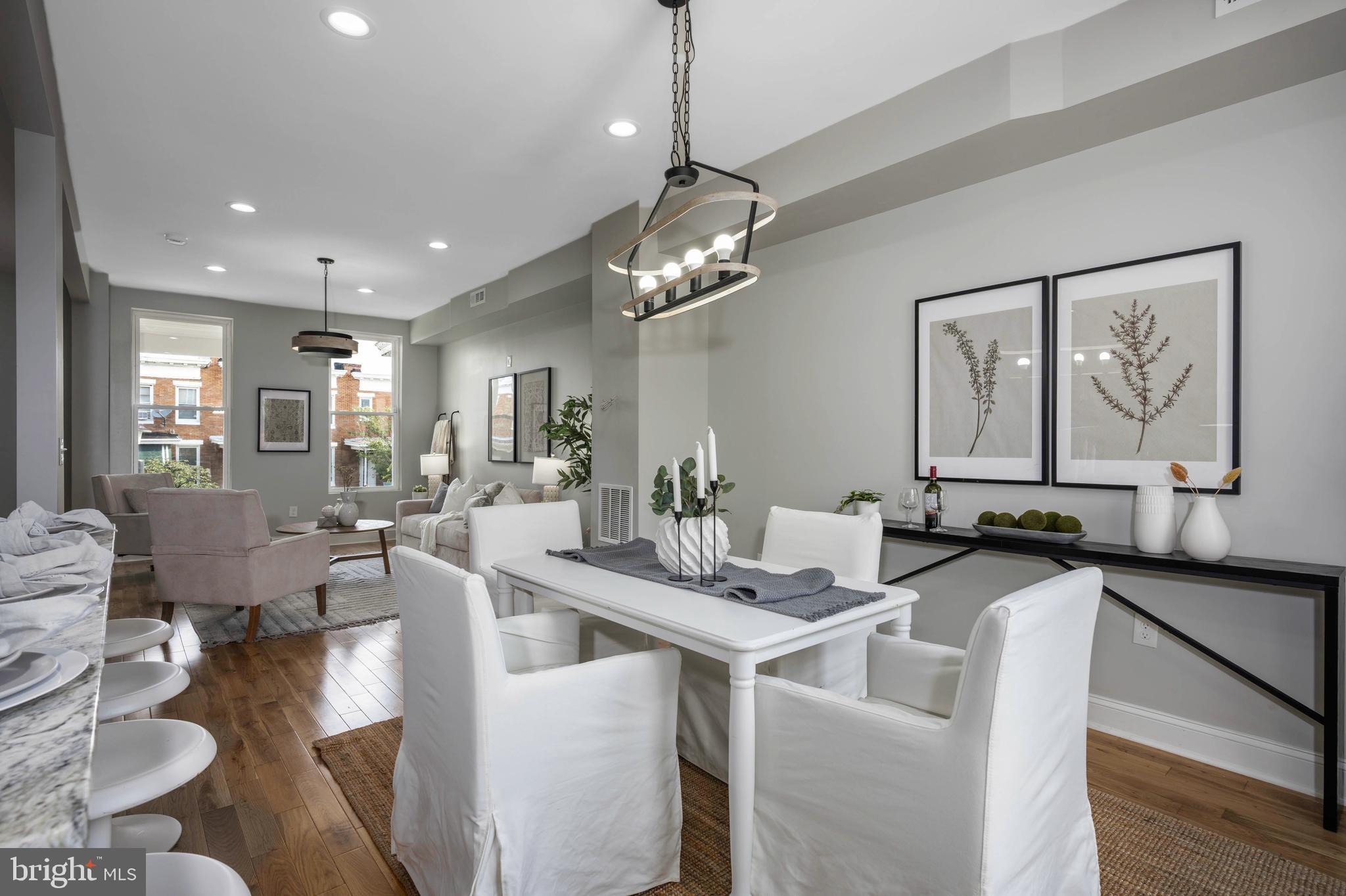 MONTEBELLO LAKE - Residential