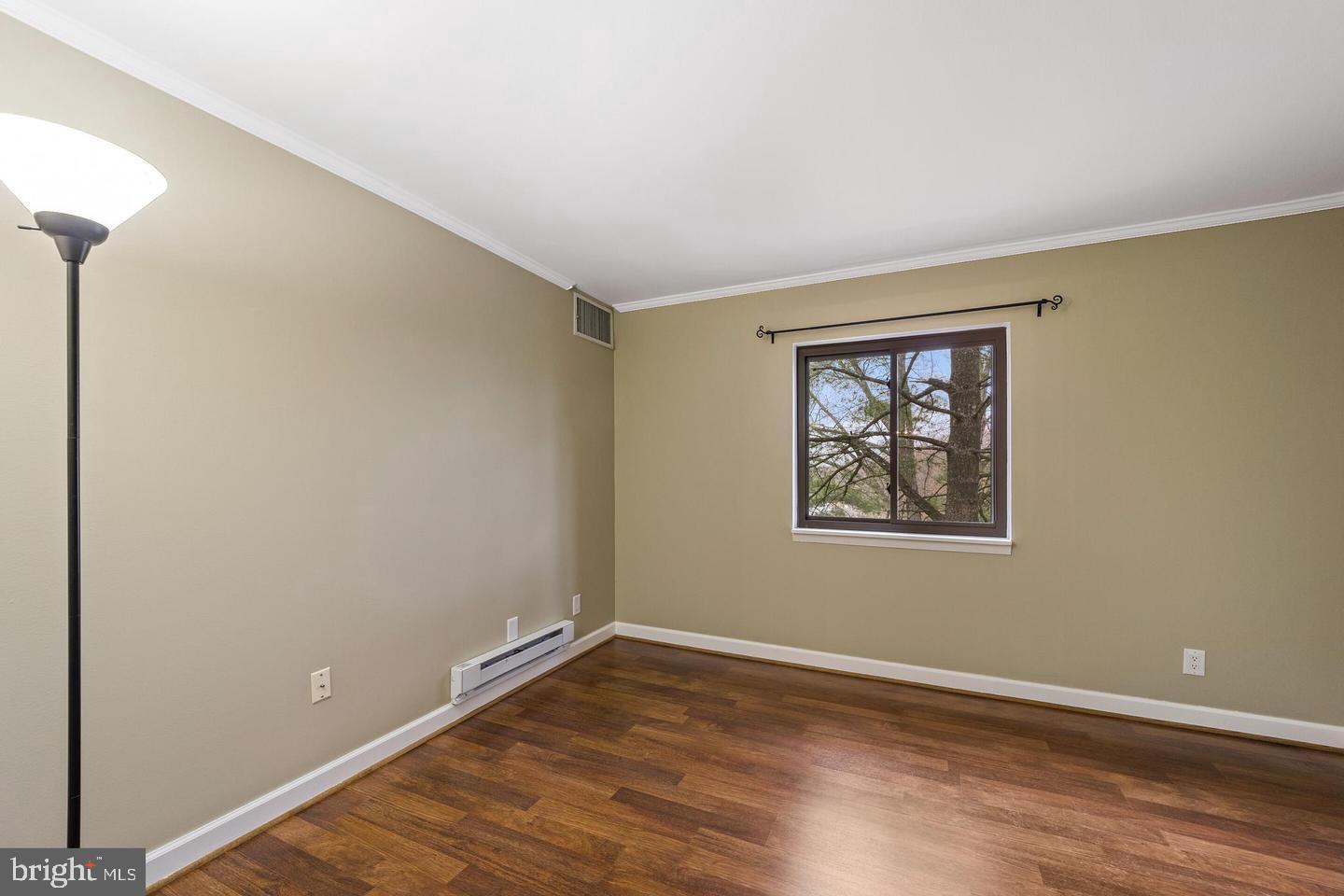 PEMBROOKE - Residential