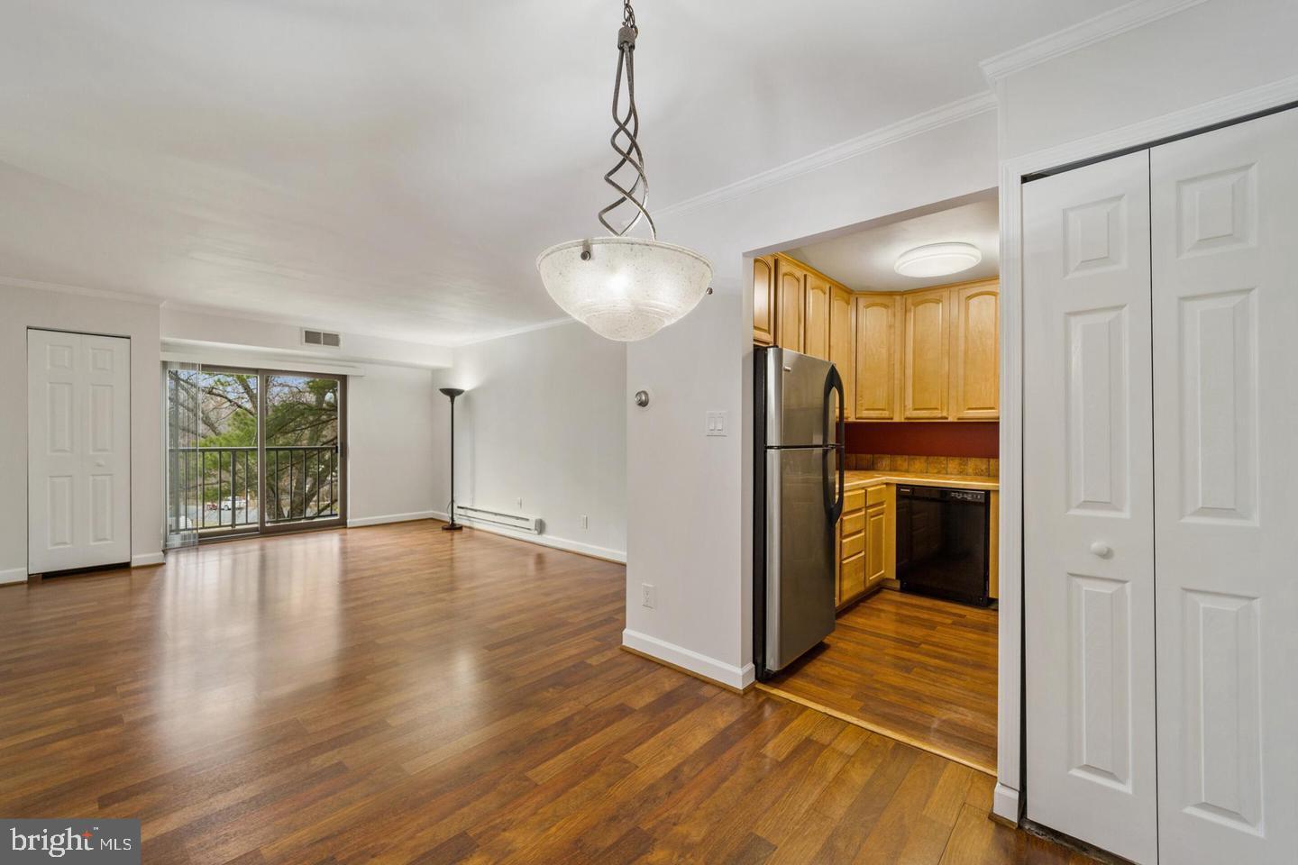 PEMBROOKE - Residential