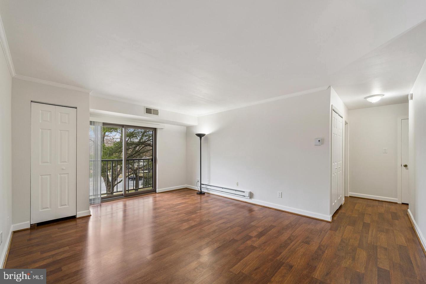 PEMBROOKE - Residential