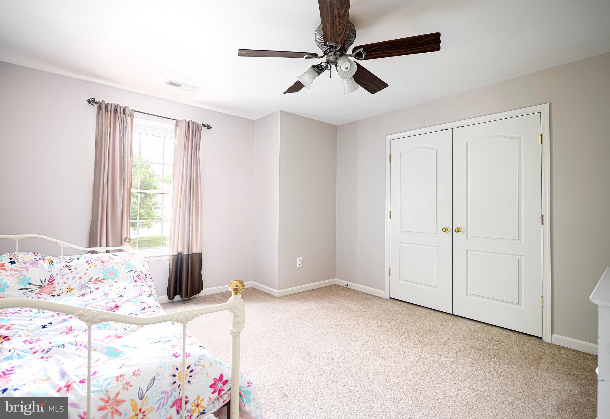 WEST VALLEY OAKS - Residential