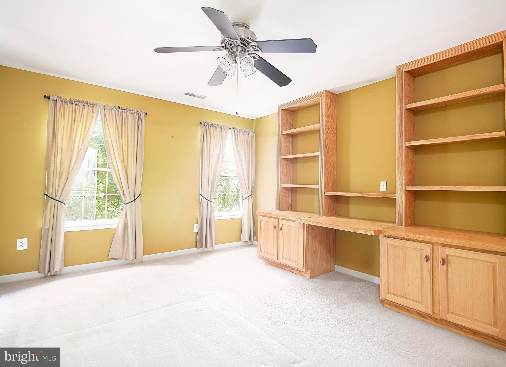 WEST VALLEY OAKS - Residential