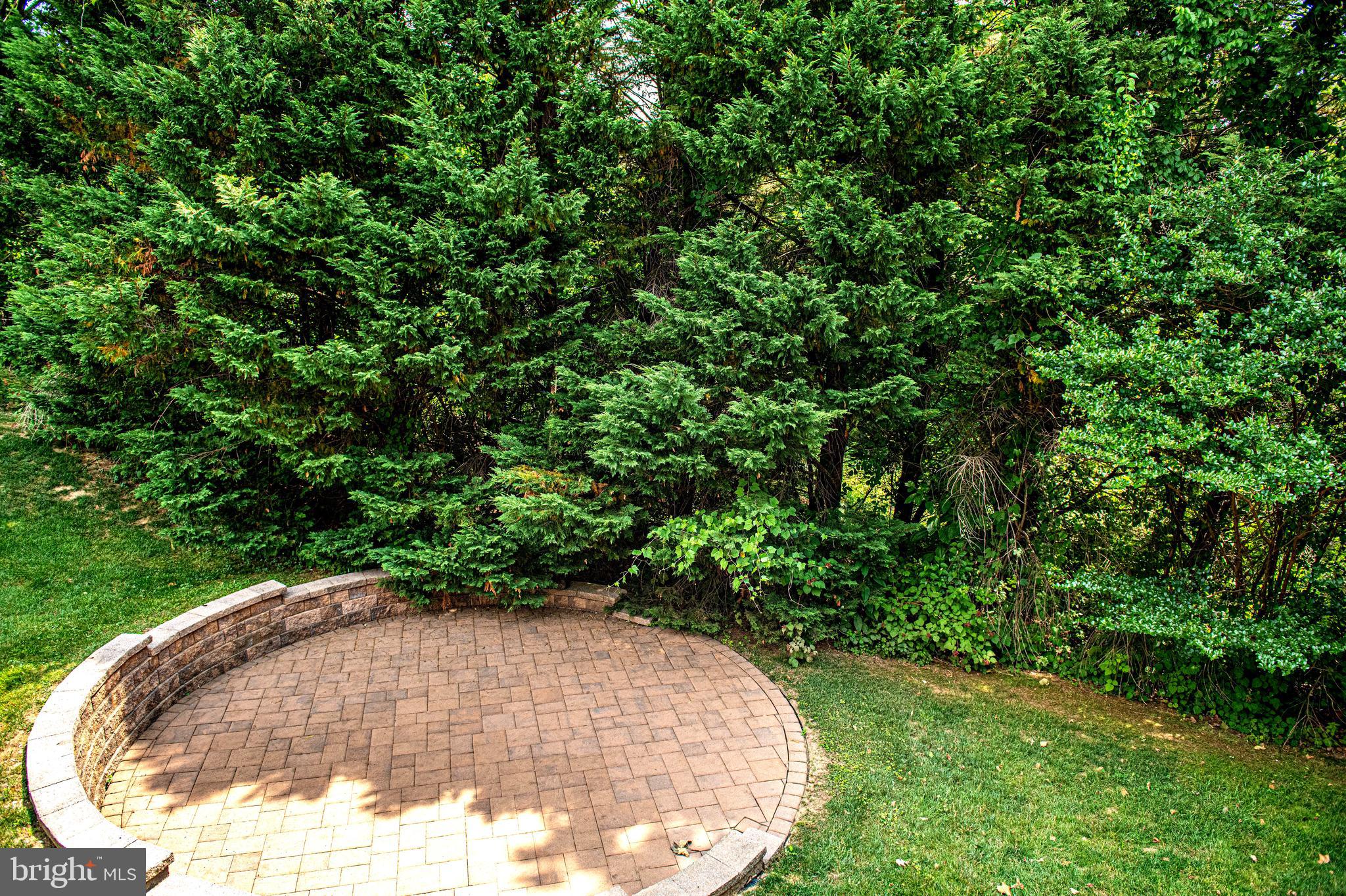 WEST VALLEY OAKS - Residential