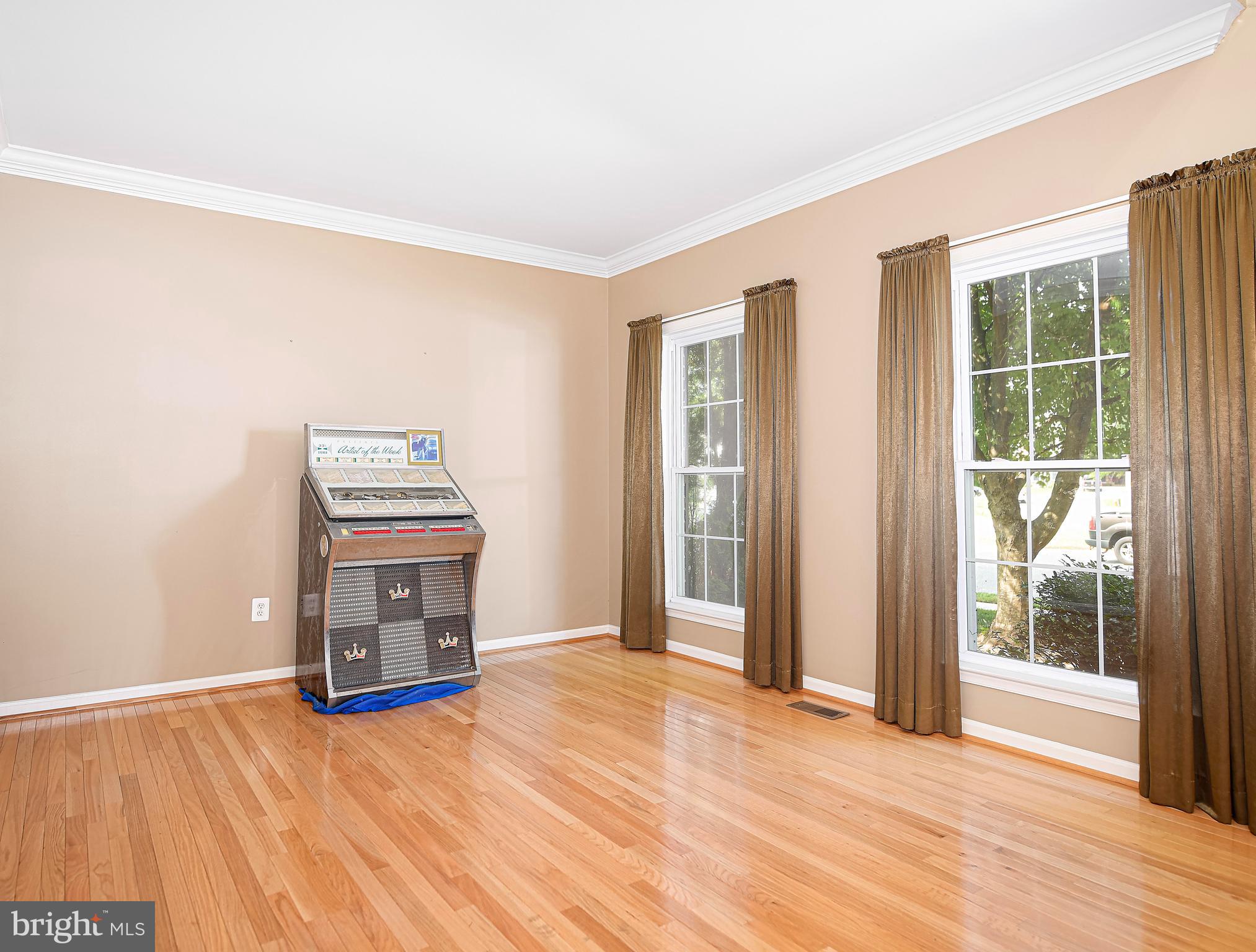 WEST VALLEY OAKS - Residential