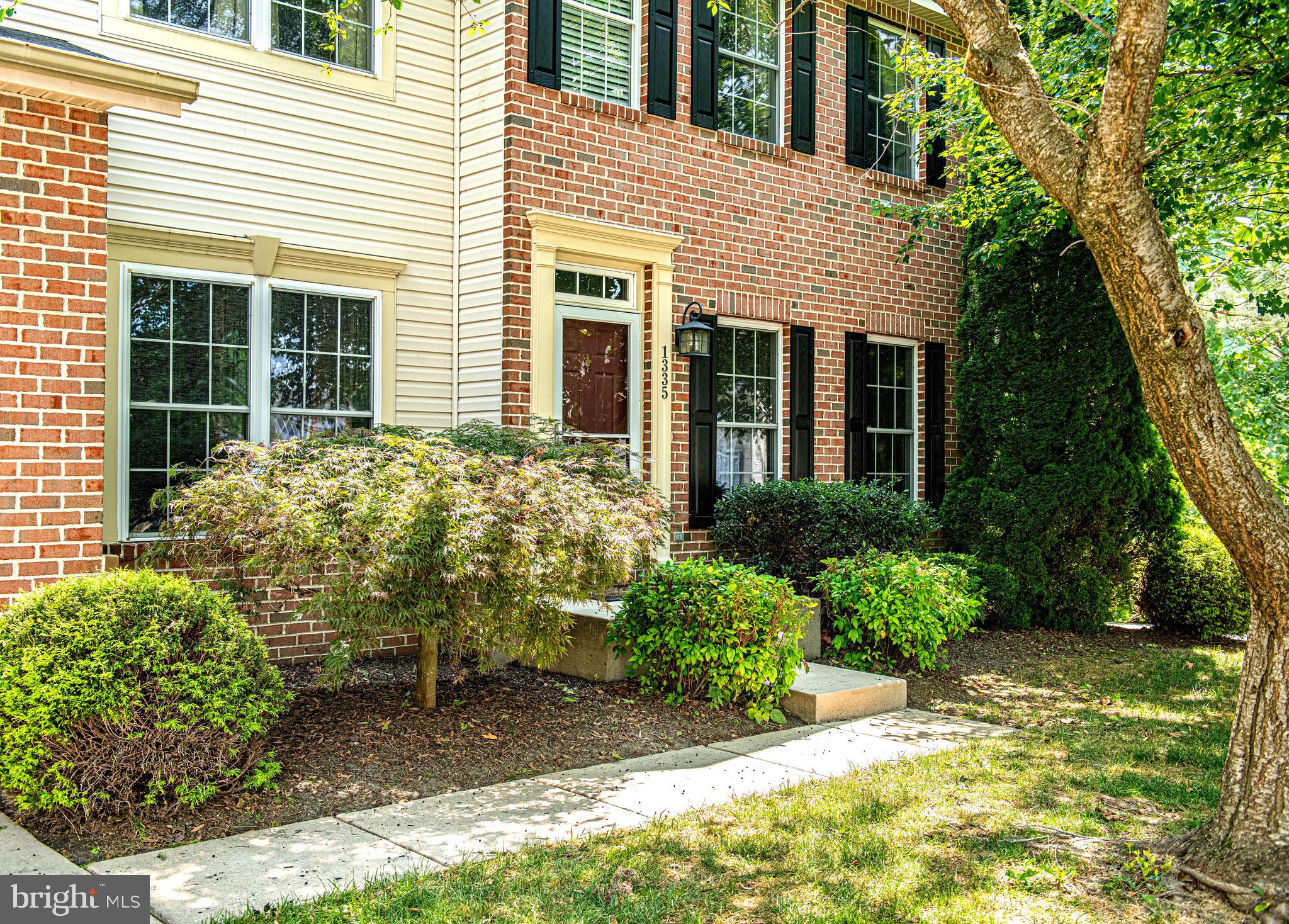 WEST VALLEY OAKS - Residential