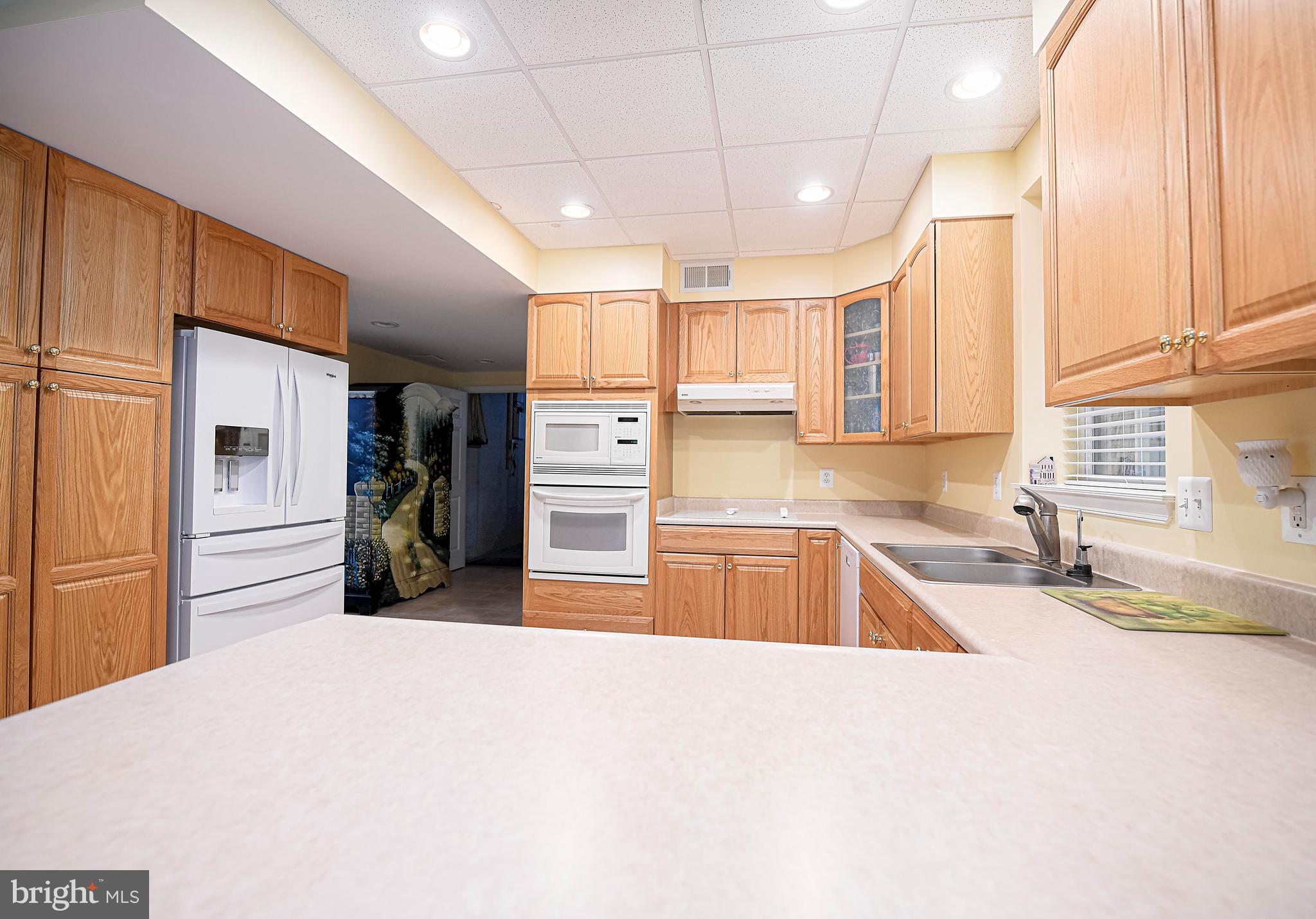 WEST VALLEY OAKS - Residential