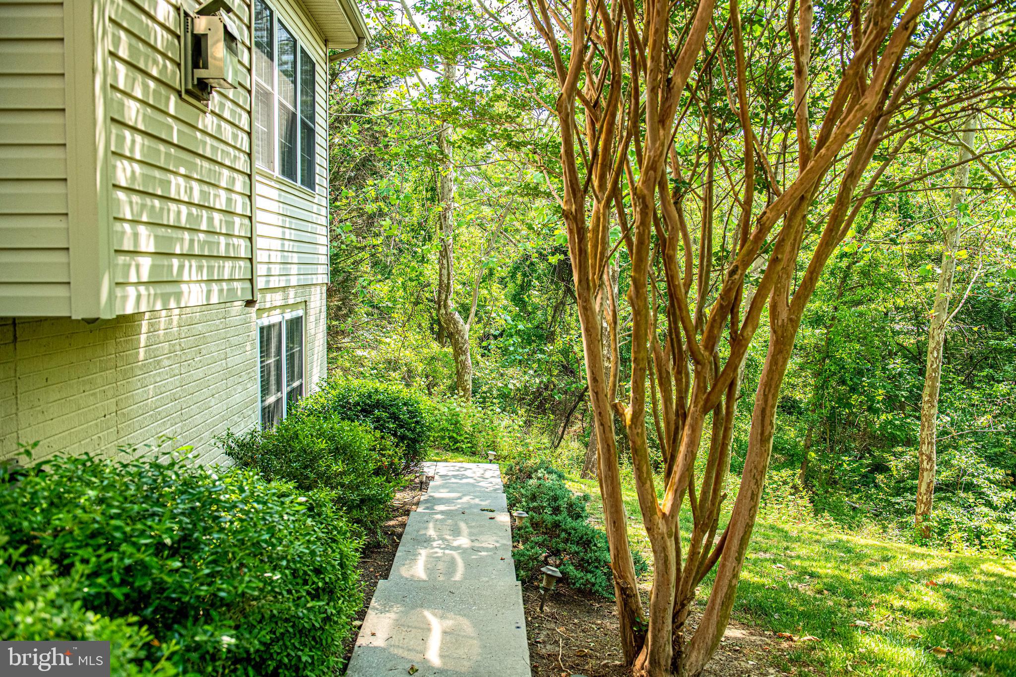 WEST VALLEY OAKS - Residential