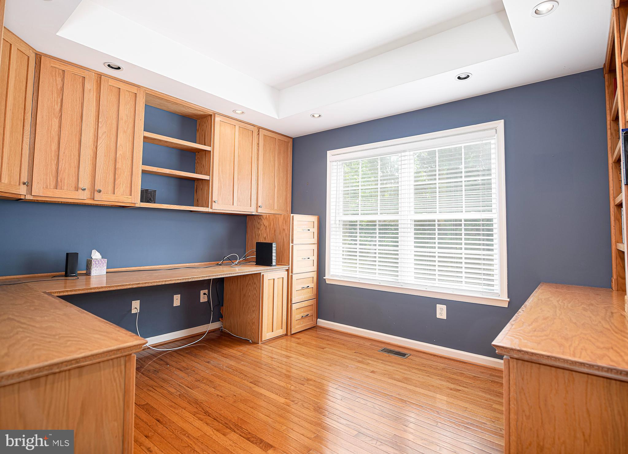 WEST VALLEY OAKS - Residential