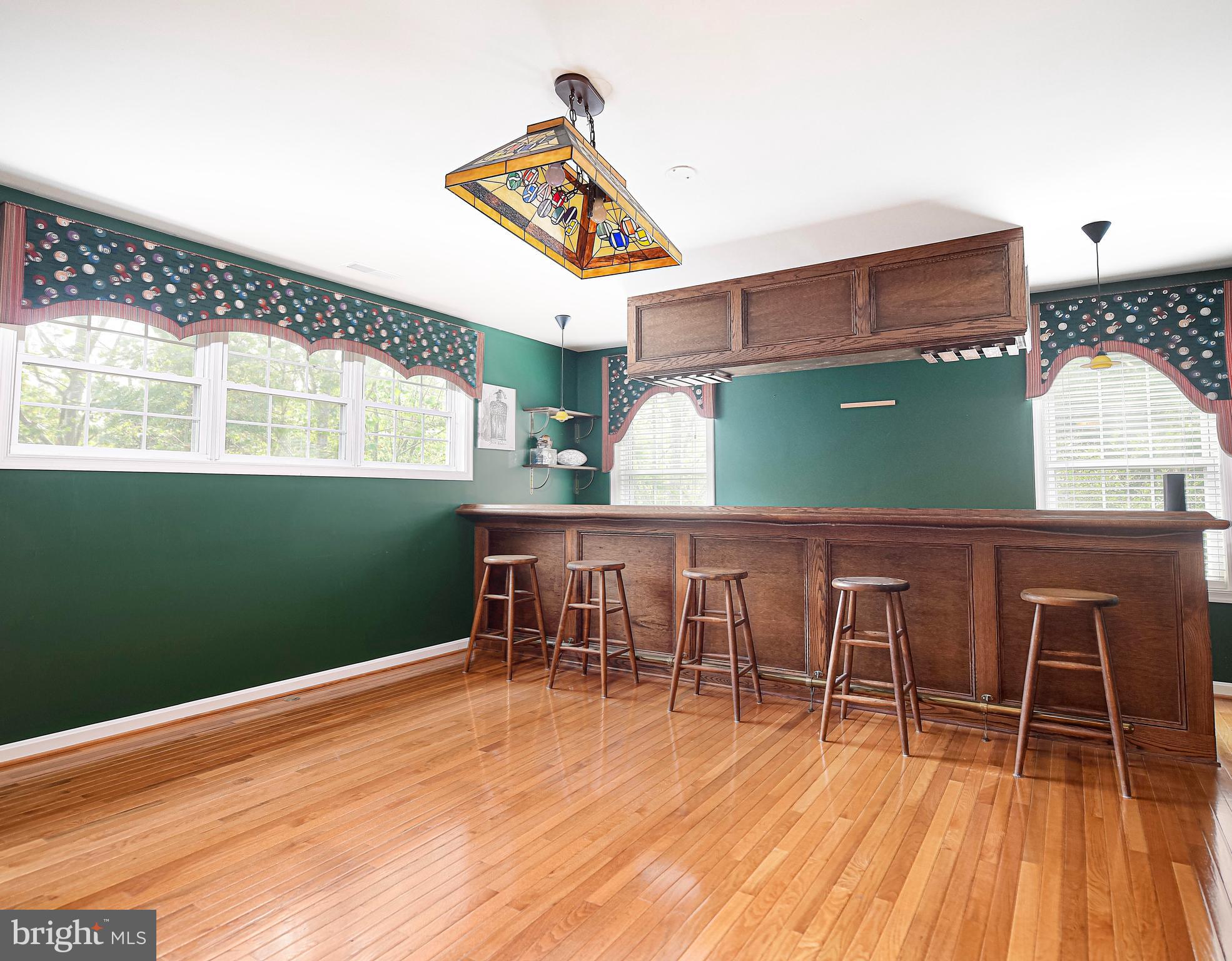 WEST VALLEY OAKS - Residential