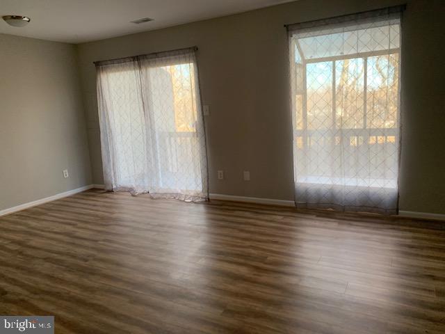 THE HUNTSMAN CONDOMINIUM - Residential