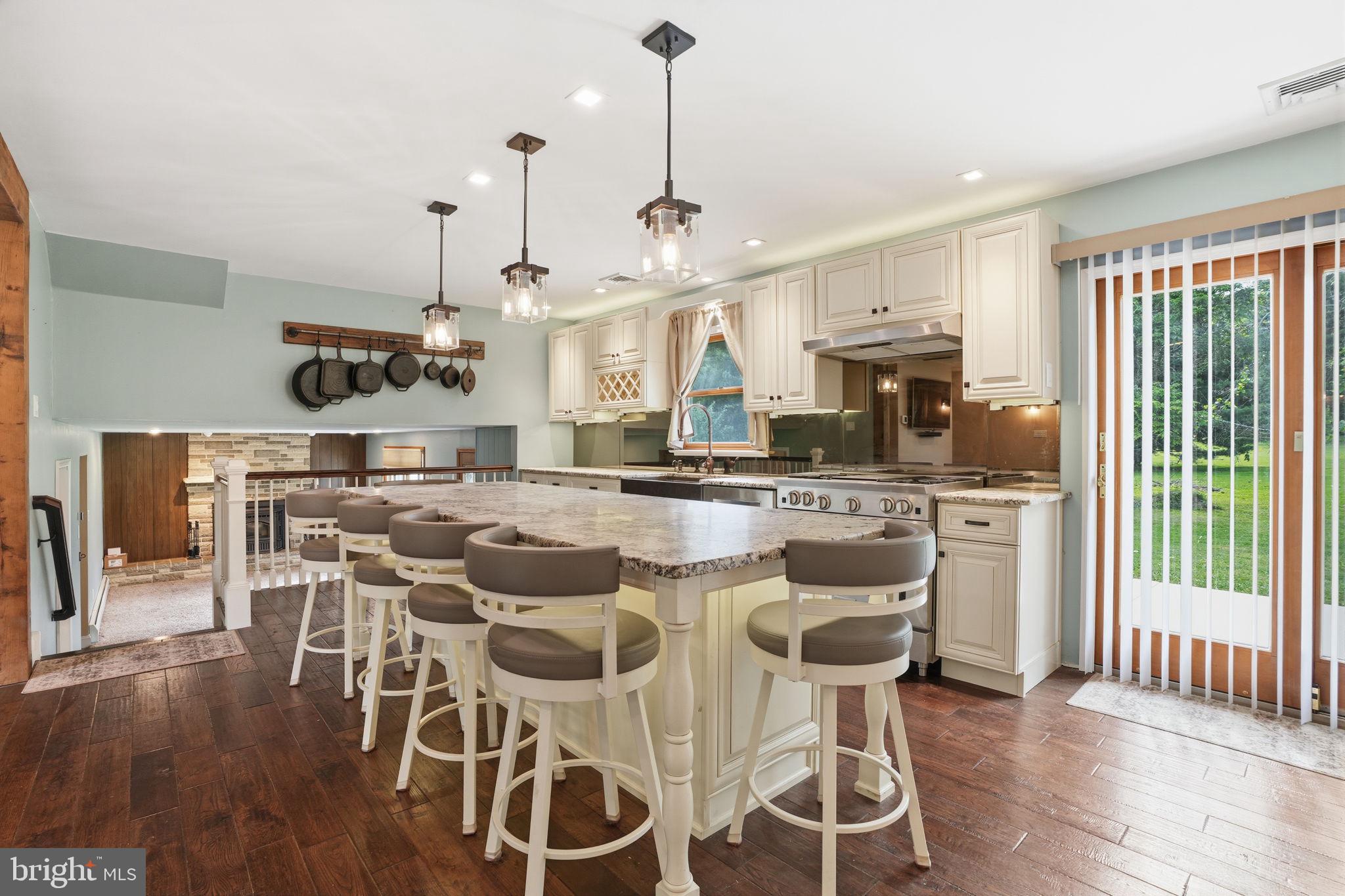 3965 REGINA PLACE