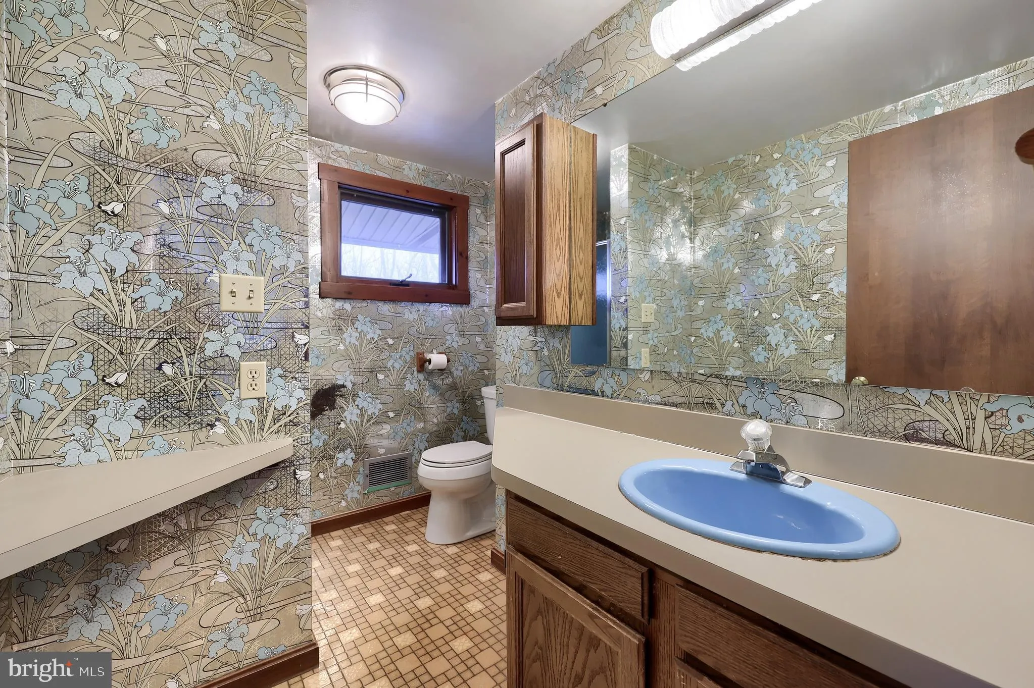 Lancaster, Pennsylvania 17601, United States, 5 Bedrooms Bedrooms, ,3 BathroomsBathrooms,Residential,Active,102856