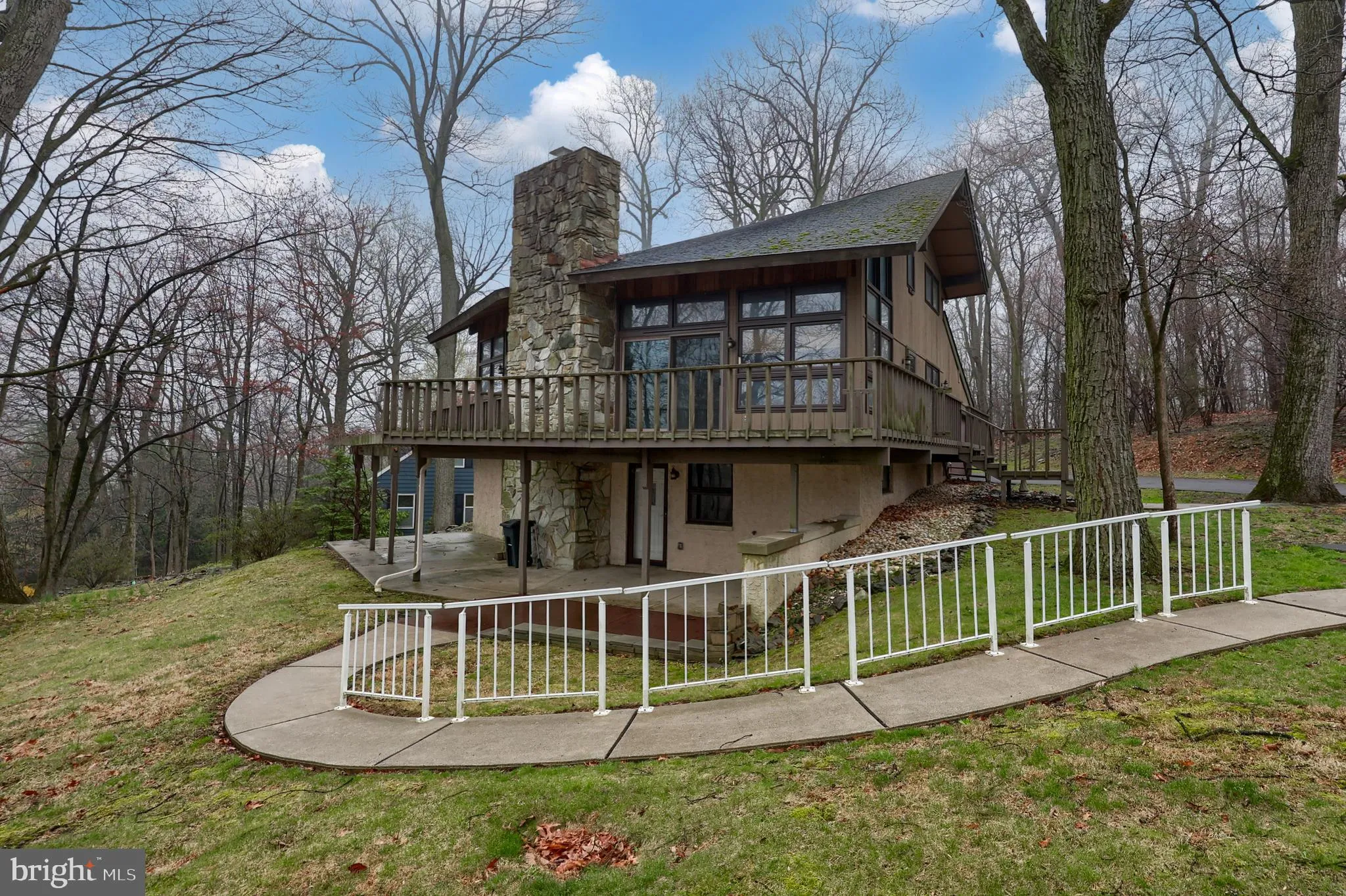 Lancaster, Pennsylvania 17601, United States, 5 Bedrooms Bedrooms, ,3 BathroomsBathrooms,Residential,Active,102856