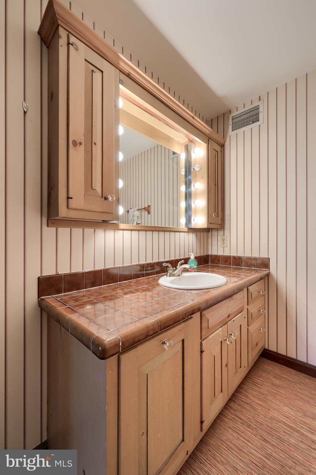 PENNWOOD - Residential