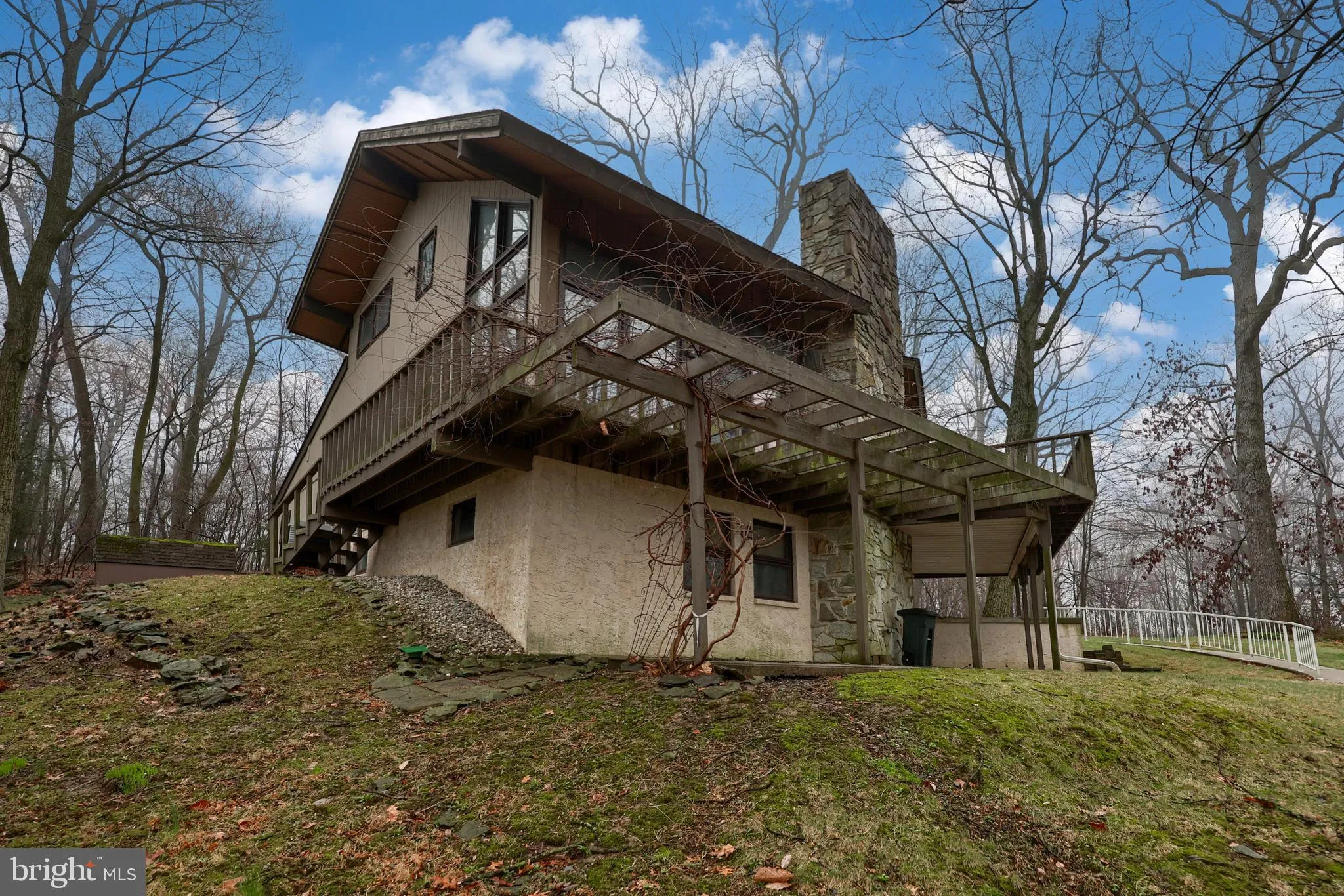 Lancaster, Pennsylvania 17601, United States, 5 Bedrooms Bedrooms, ,3 BathroomsBathrooms,Residential,Active,102856