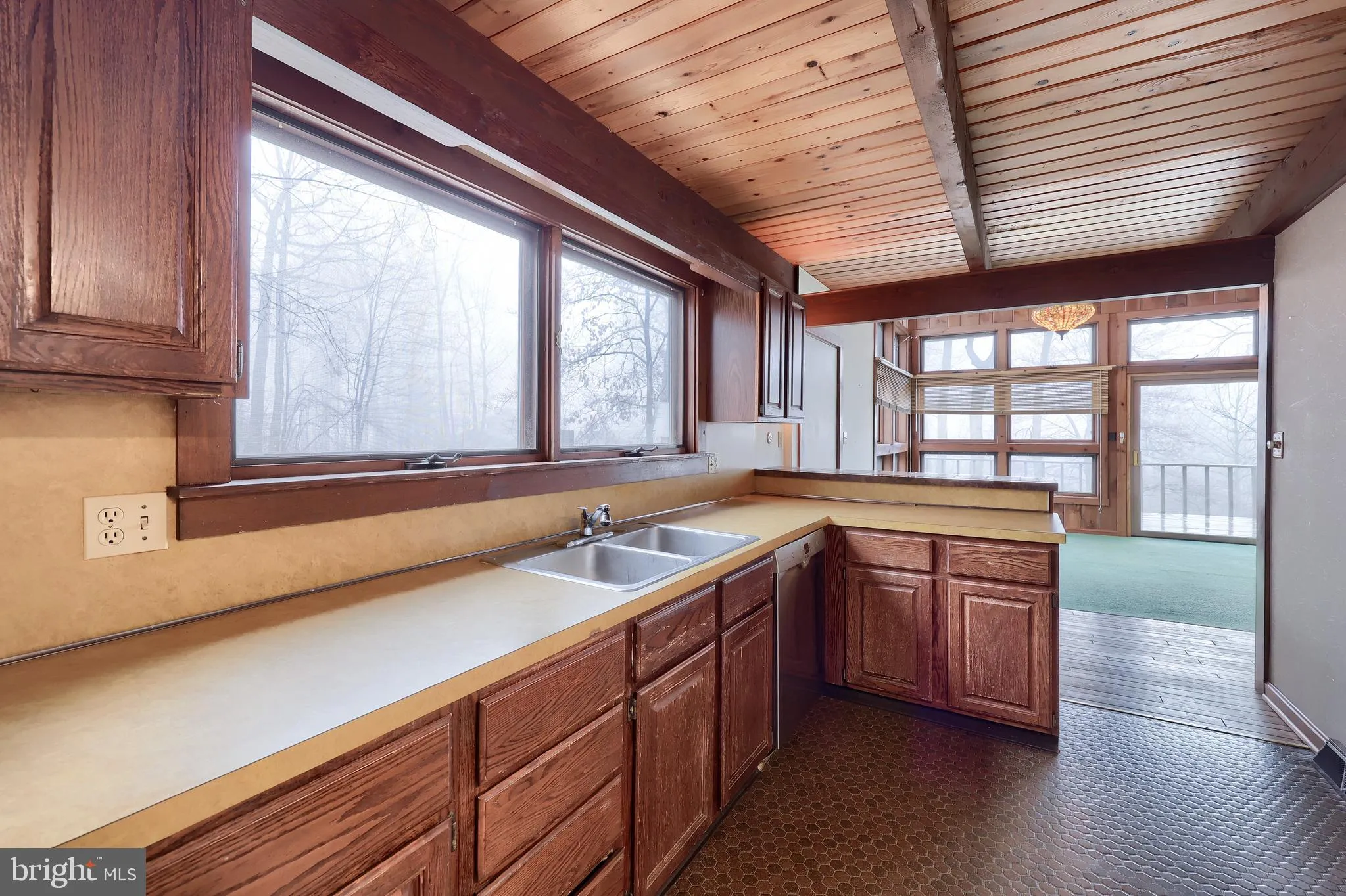 Lancaster, Pennsylvania 17601, United States, 5 Bedrooms Bedrooms, ,3 BathroomsBathrooms,Residential,Active,102856