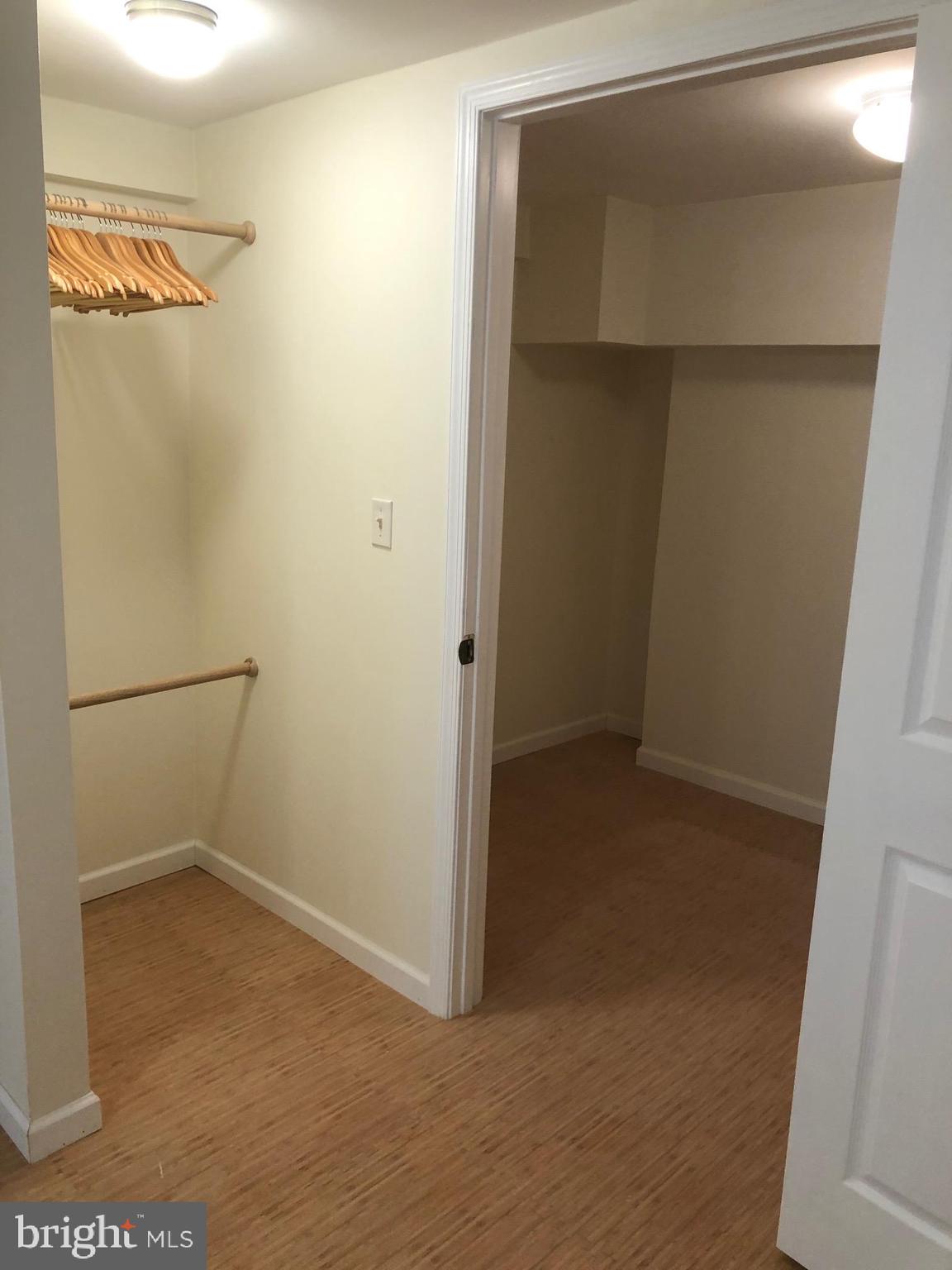 MIDDLETOWN - Residential