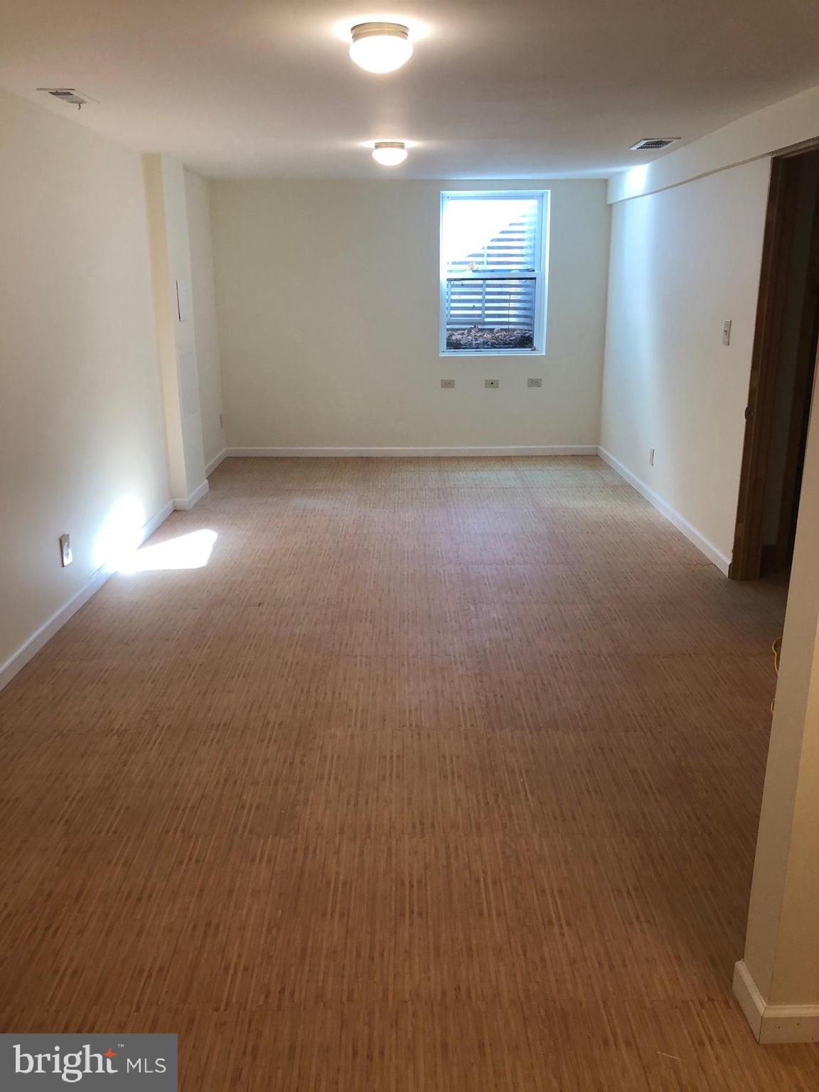 MIDDLETOWN - Residential