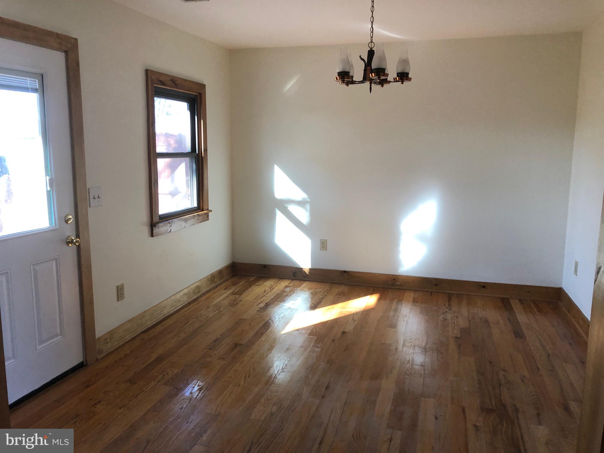 MIDDLETOWN - Residential