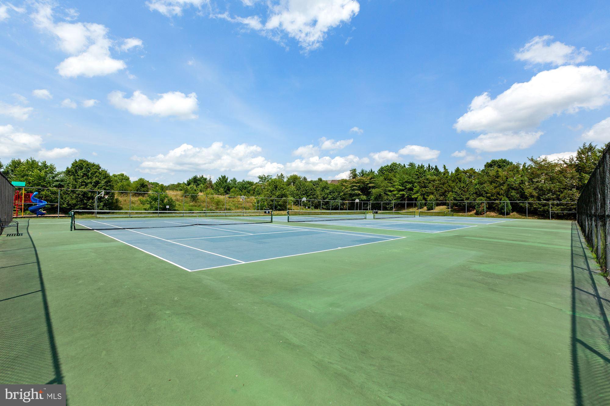 MANCHESTER LAKES - Residential