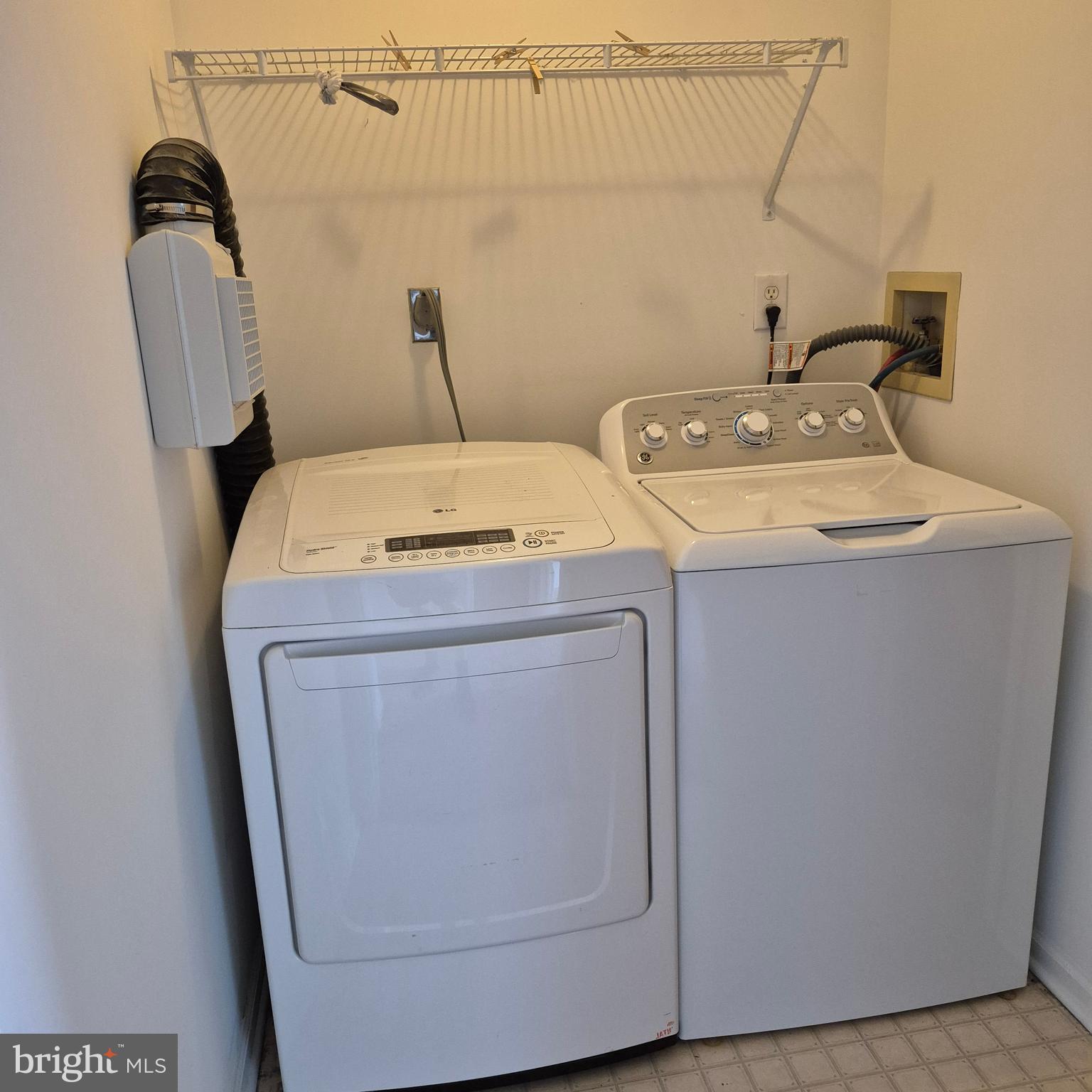 BOLIVAR ESTATES - Residential