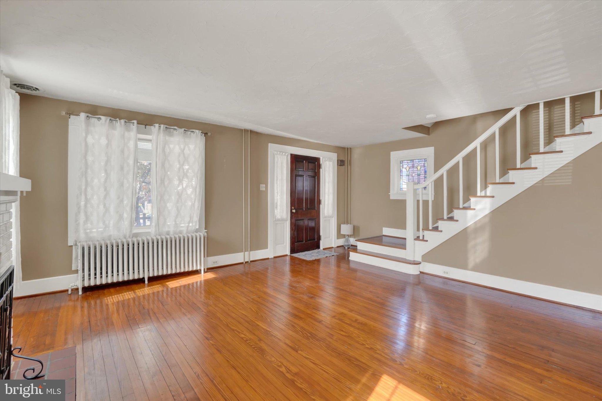 19 N SUMNER