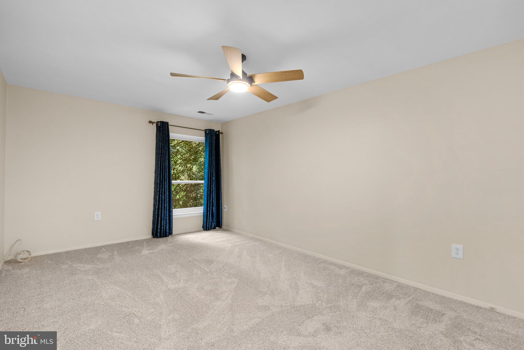 HYDE PARK - Residential