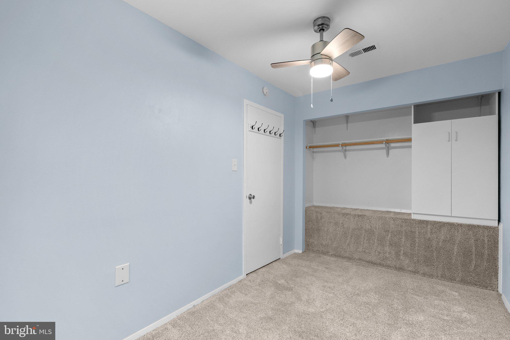 HYDE PARK - Residential