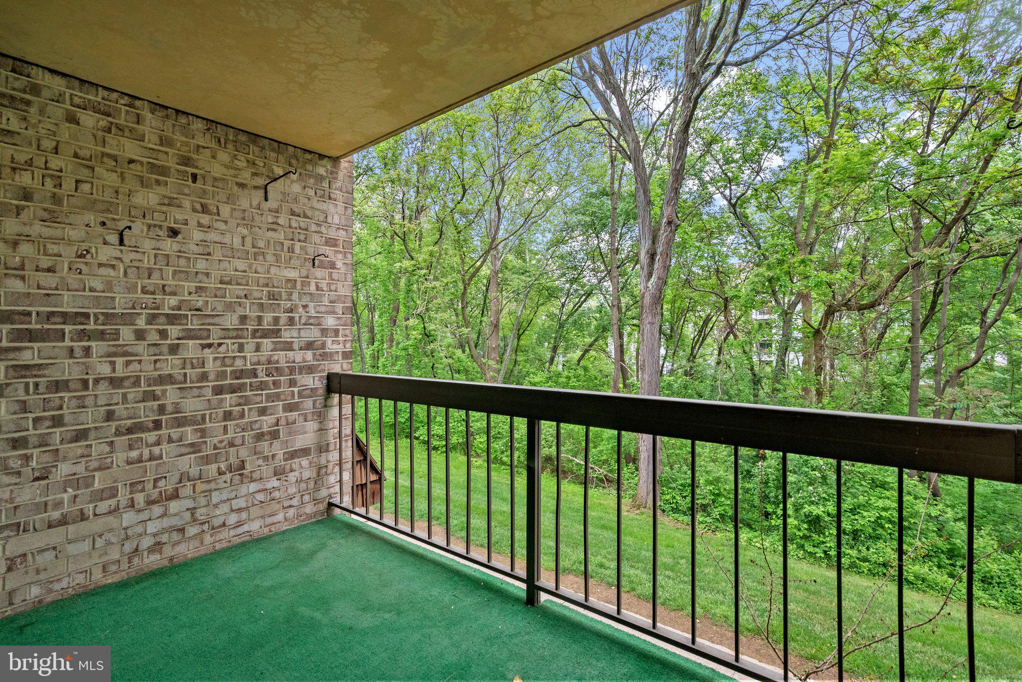 HYDE PARK - Residential