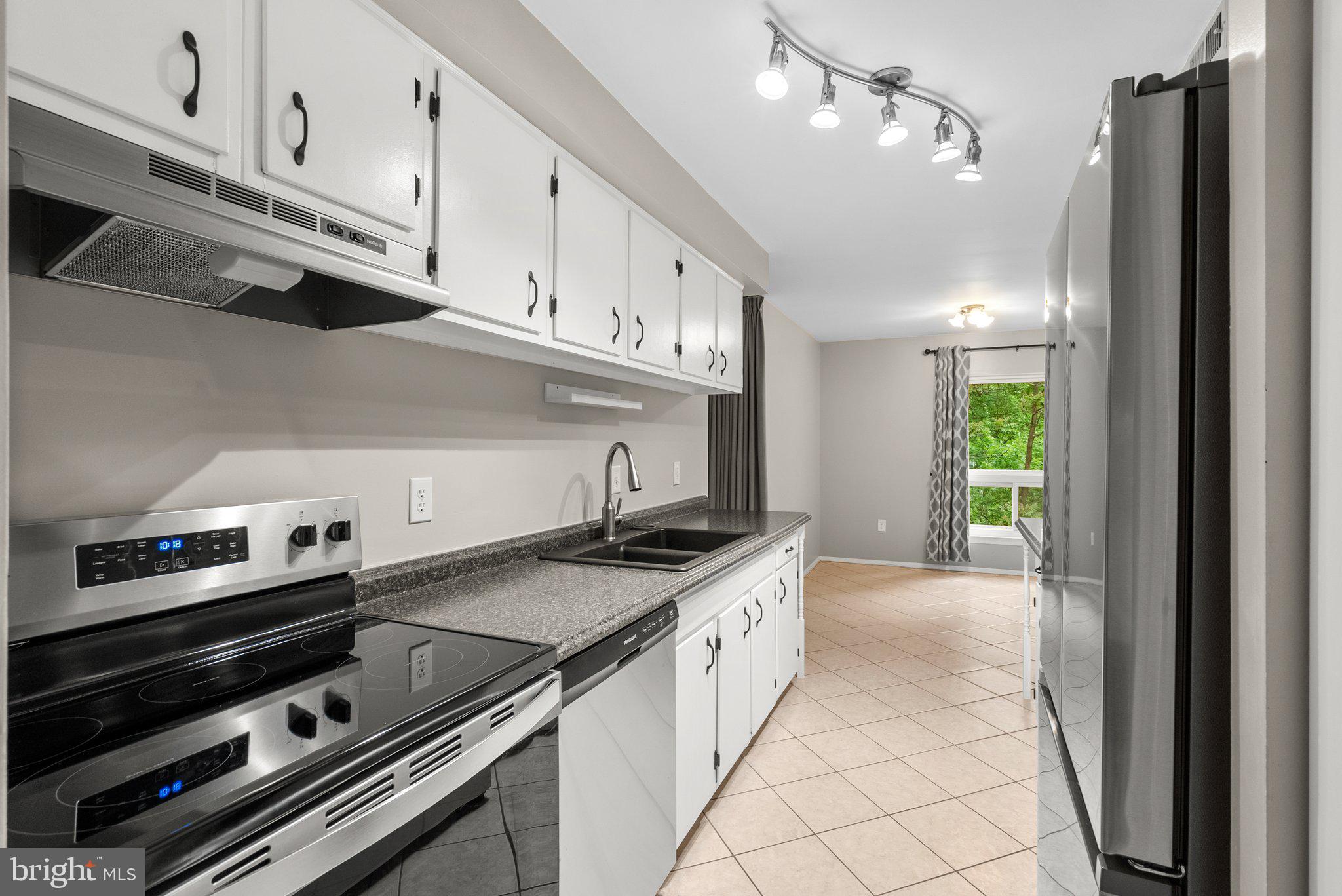 HYDE PARK - Residential