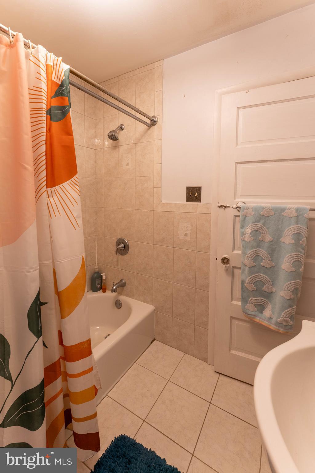 CHELTENHAM - Residential