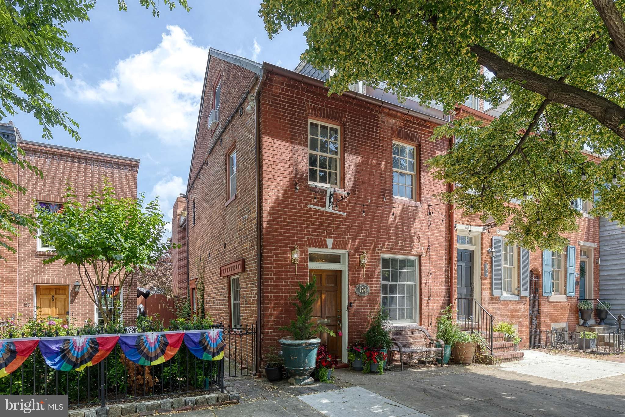 FEDERAL HILL HISTORIC DISTRICT - Residential