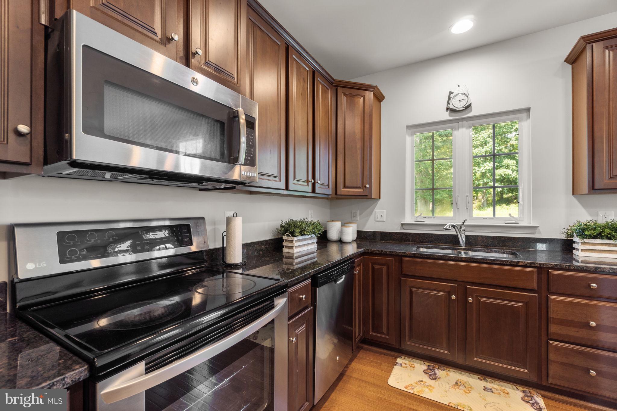 RAINCLIFFE CENTER - Residential