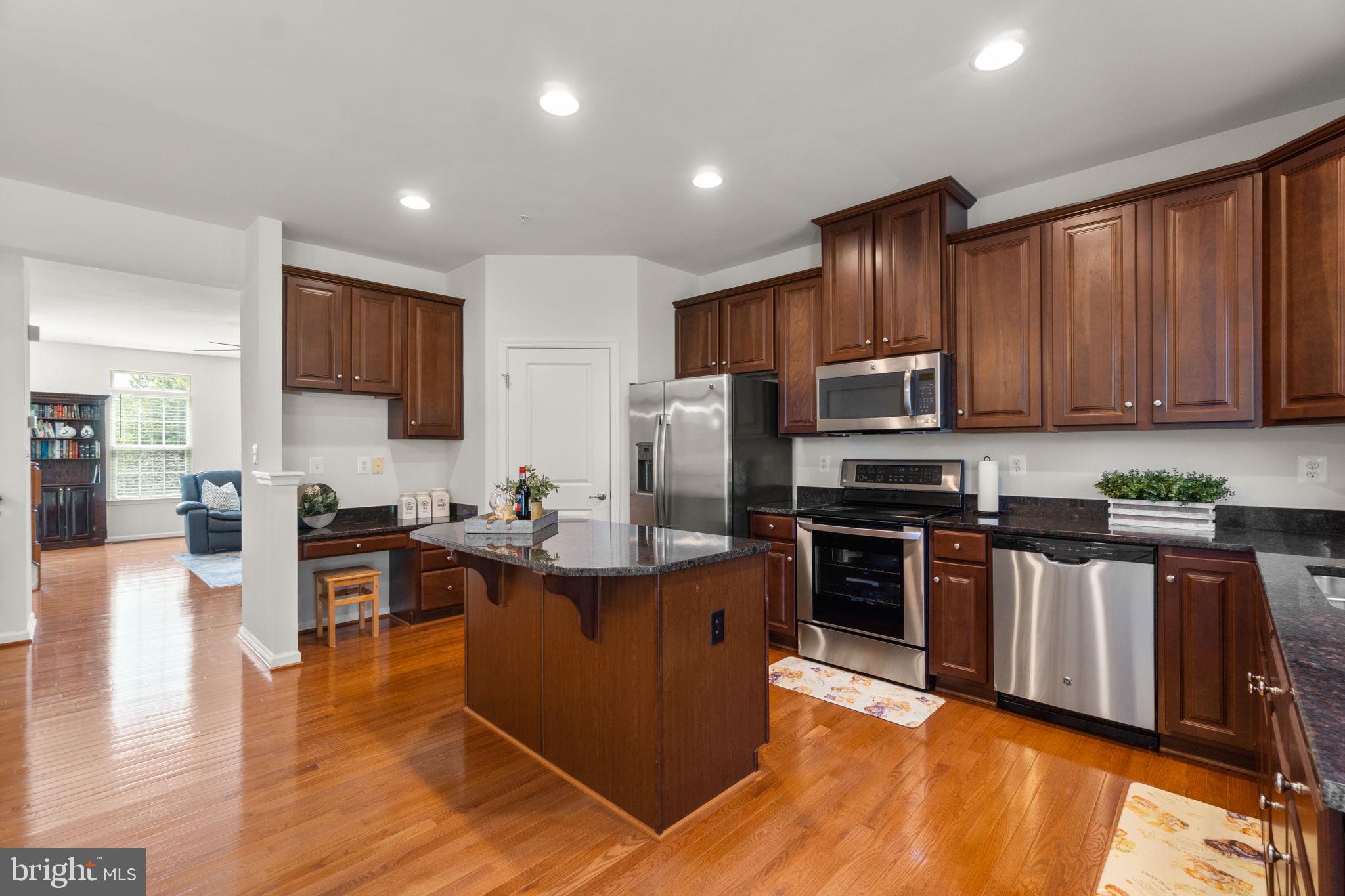 RAINCLIFFE CENTER - Residential