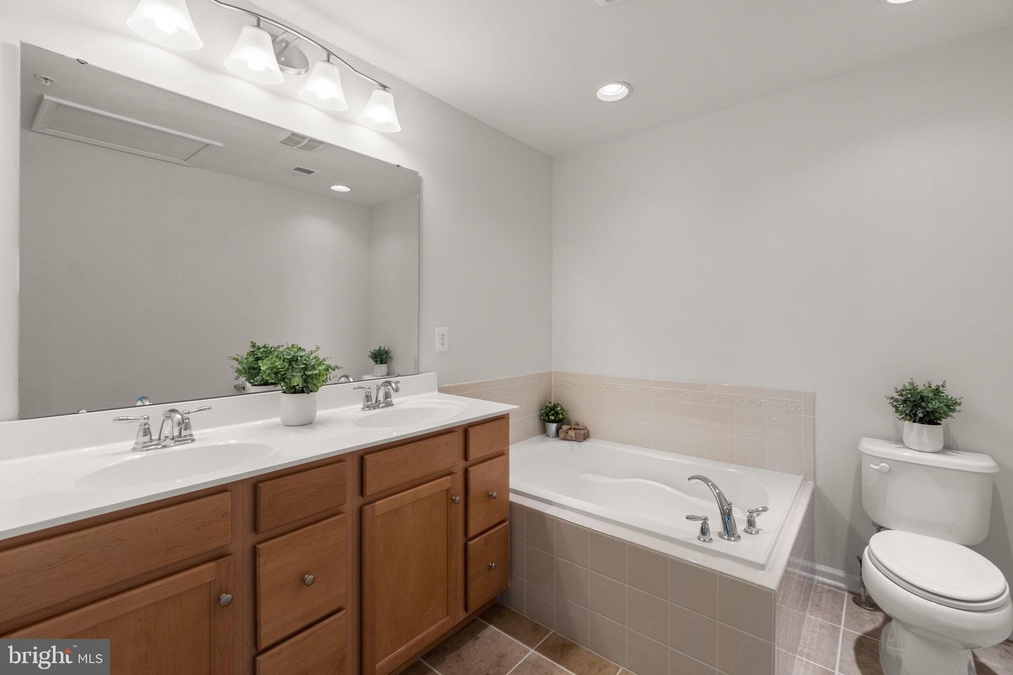 RAINCLIFFE CENTER - Residential